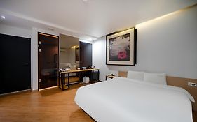 2 Heaven Hotel Seomyeon